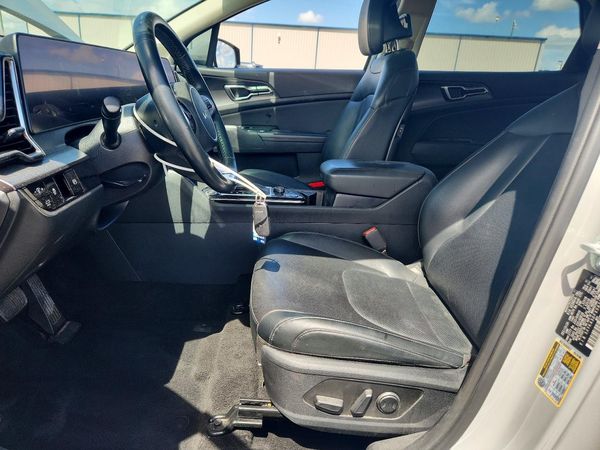 2025 KIA SPORTAGE — DENT