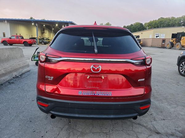 2018 MAZDA CX-9 Touring — DIRR