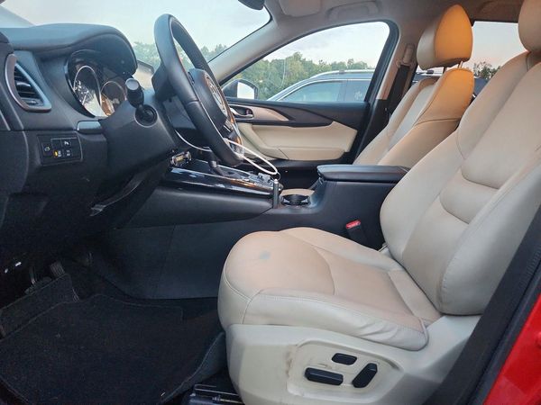 2018 MAZDA CX-9 Touring — DENT