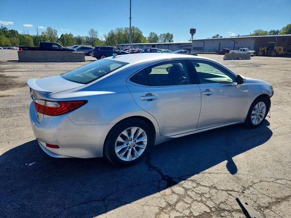 2013 LEXUS ES — PSRA