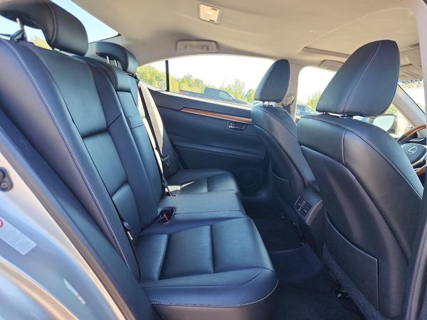 2013 LEXUS ES — PSRS