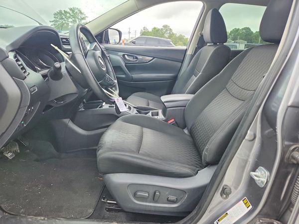 2019 NISSAN ROGUE — DENT