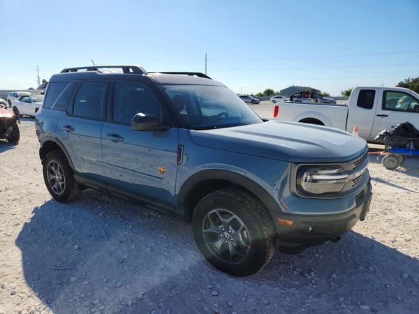 2022 FORD BRONCO SPORT Badlands — Passenger 3/4
