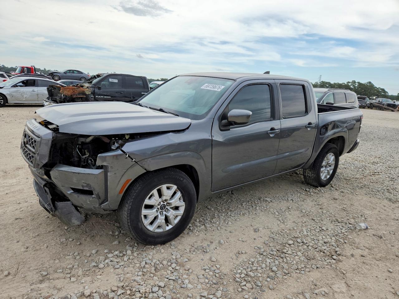 2023 NISSAN FRONTIER — Front 3/4