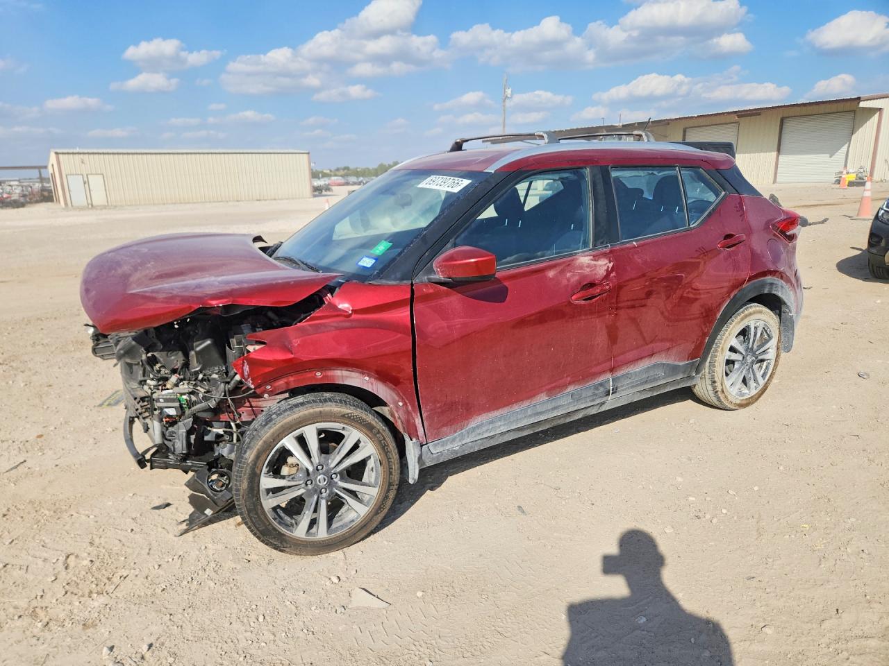 2018 NISSAN KICKS — Front 3/4