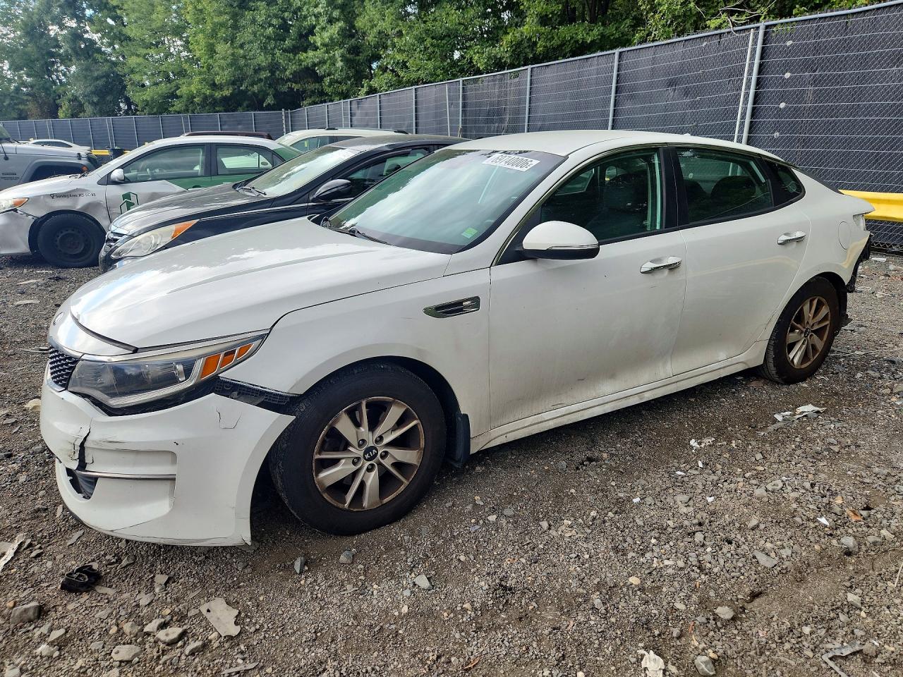 2016 KIA OPTIMA — Front 3/4