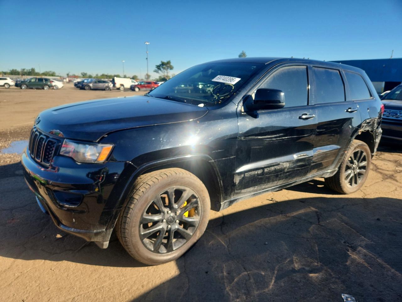2018 JEEP GRAND CHEROKEE — Front 3/4