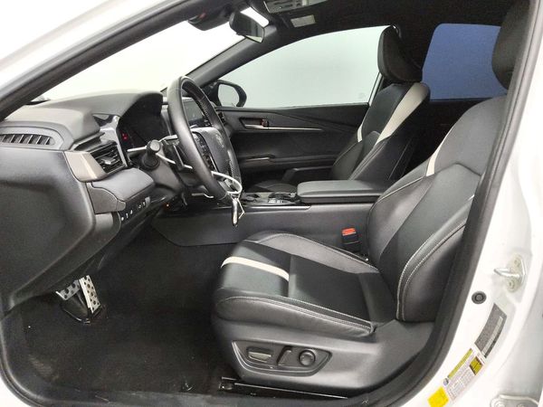2025 TOYOTA CAMRY — DENT