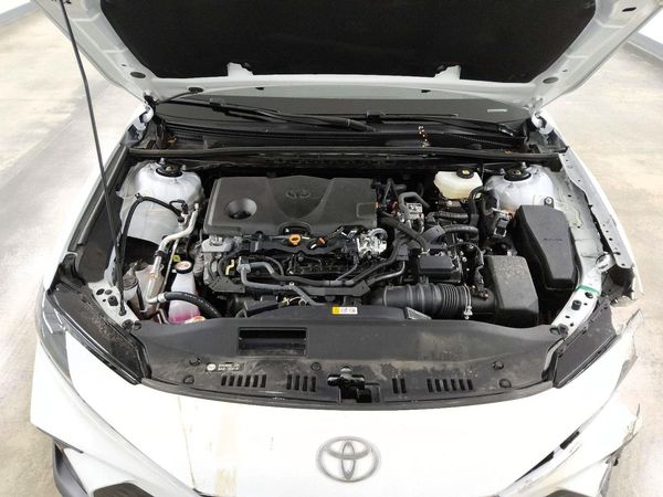 2025 TOYOTA CAMRY — Engine bay