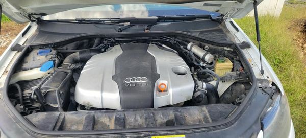 2013 AUDI Q7 Premium