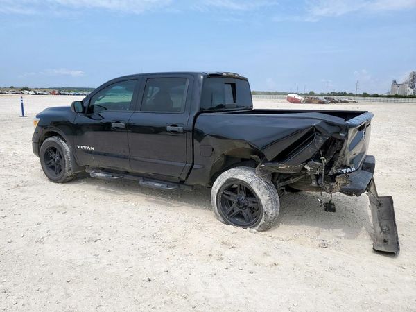 2020 NISSAN TITAN