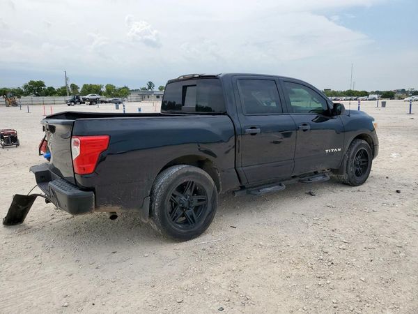 2020 NISSAN TITAN