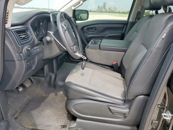 2020 NISSAN TITAN