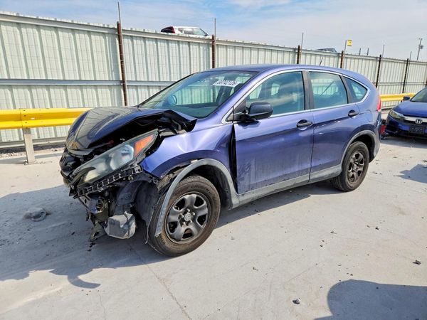 2013 HONDA CRV LX — Front 3/4