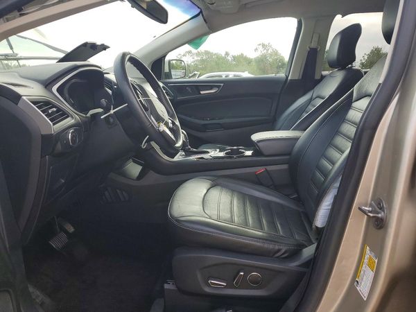 2017 FORD EDGE — DENT