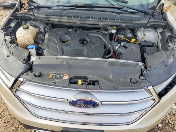 2017 FORD EDGE — Engine bay