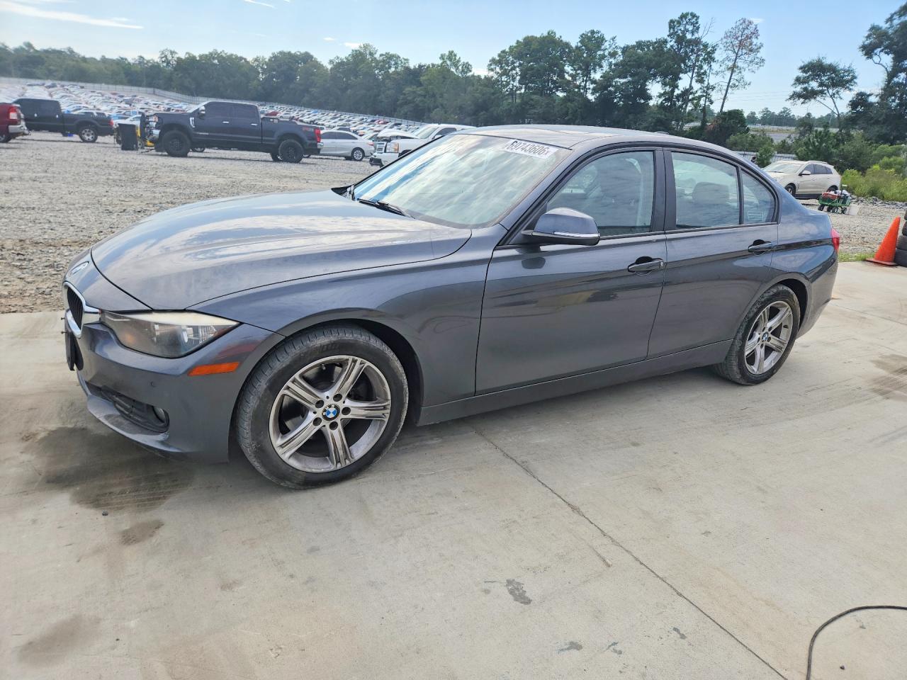 2015 BMW 320 — Front 3/4