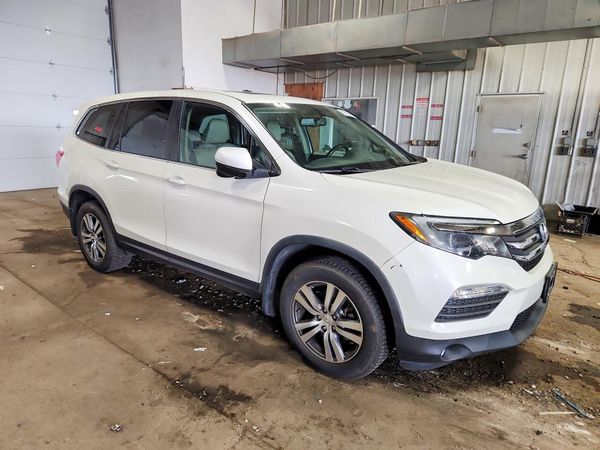 2017 HONDA PILOT EXL — Passenger 3/4