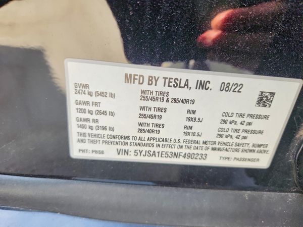 2022 TESLA MODEL S — VINS