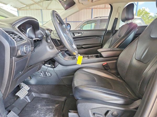 2020 FORD EDGE — DENT