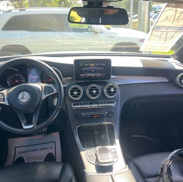2017 MERCEDES-BENZ GLC-CLASS
