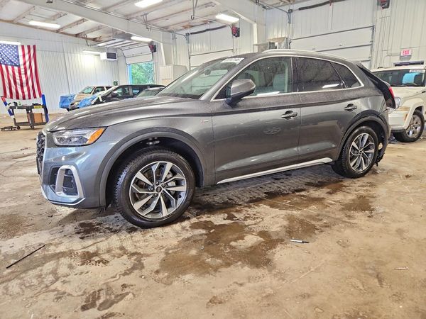2022 AUDI Q5 — Front 3/4