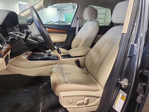 2022 AUDI Q5 — DENT