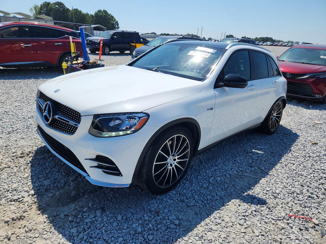 2017 MERCEDES-BENZ GLC — Front 3/4