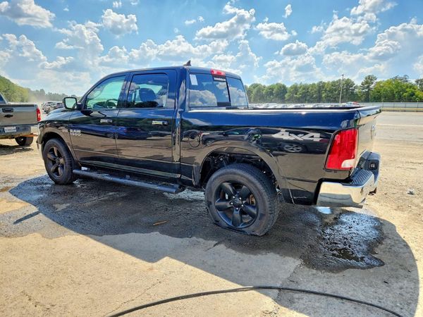 2018 RAM 1500 SLT — DSRA