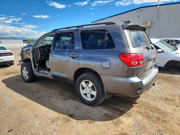 2013 TOYOTA SEQUOIA SR5 grade — DSRA