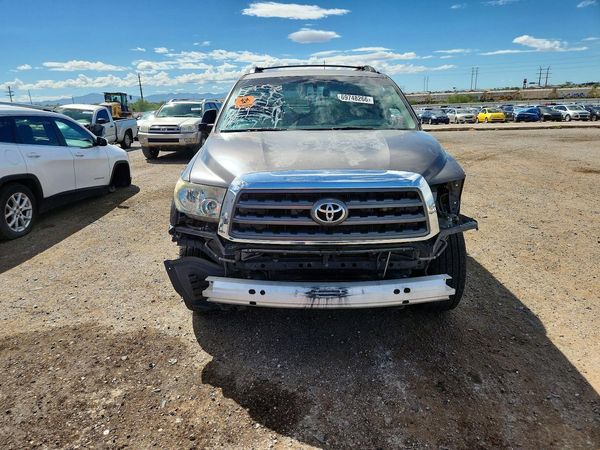 2013 TOYOTA SEQUOIA SR5 grade — DIRF