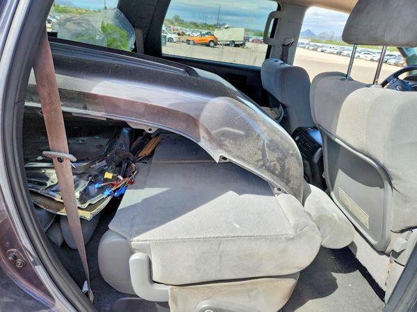 2013 TOYOTA SEQUOIA SR5 grade — PSRS