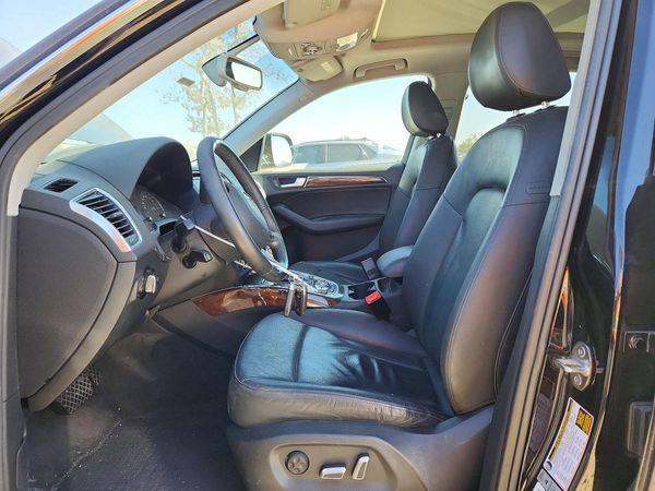 2015 AUDI Q5 — DENT