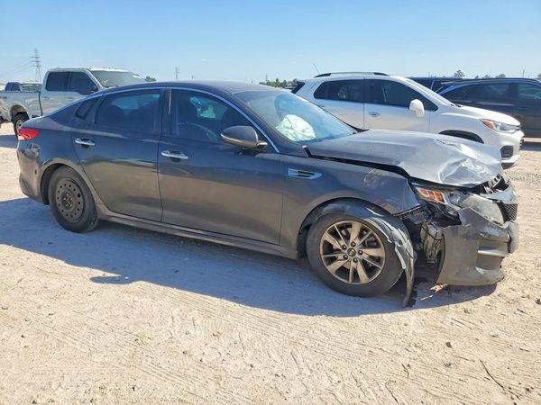 2017 KIA OPTIMA — Passenger 3/4