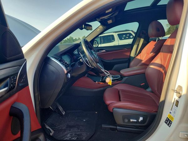 2022 BMW X4 xDrive30i — DENT