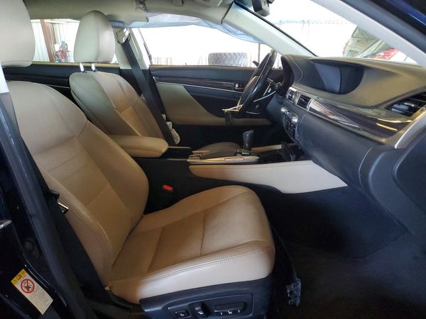 2016 LEXUS GS 350 — DENT