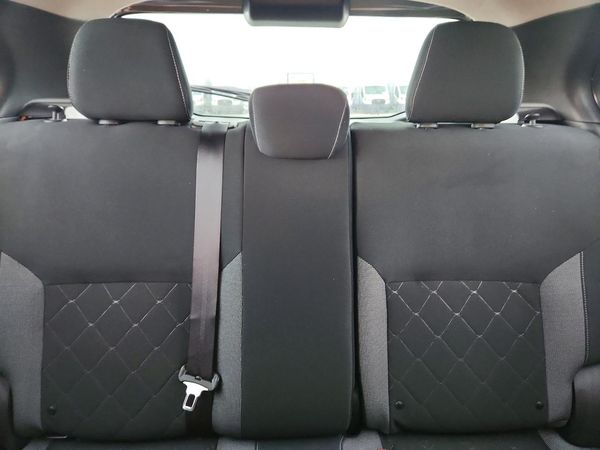 2019 NISSAN KICKS — SUVN