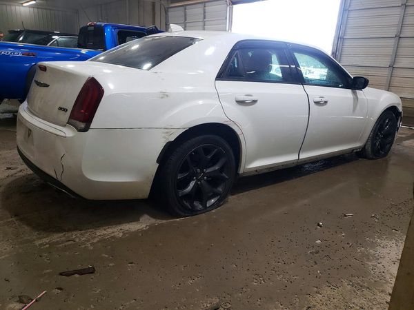 2022 CHRYSLER 300 Touring — PSRA