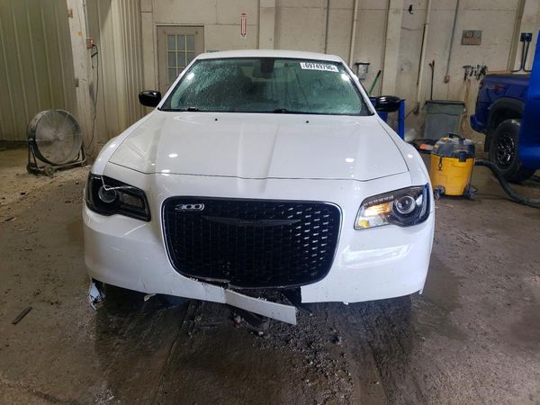 2022 CHRYSLER 300 Touring — DIRF