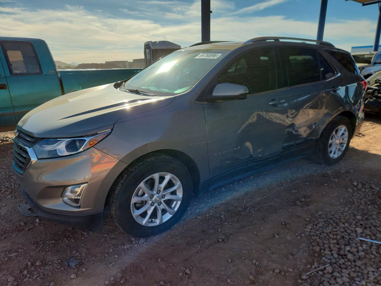 2019 CHEVROLET EQUINOX LT (1LT) — Front 3/4