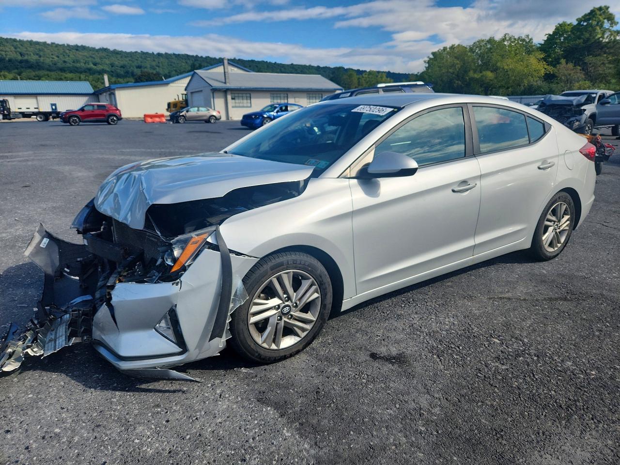 2020 HYUNDAI ELANTRA — Front 3/4