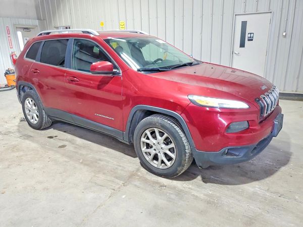 2015 JEEP CHEROKEE Latitude — Passenger 3/4