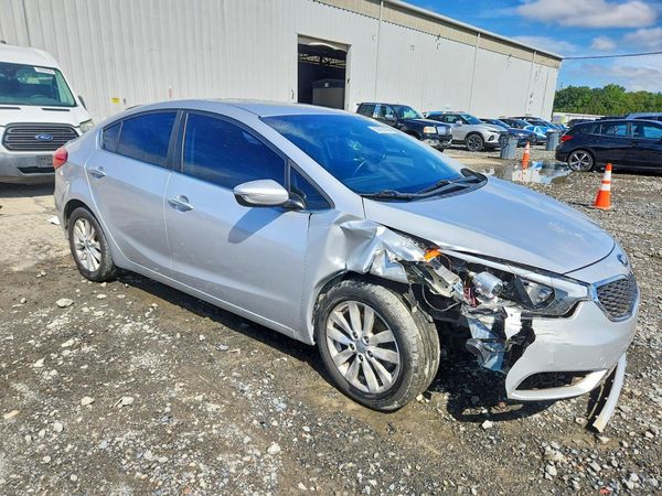 2015 KIA FORTE — Passenger 3/4