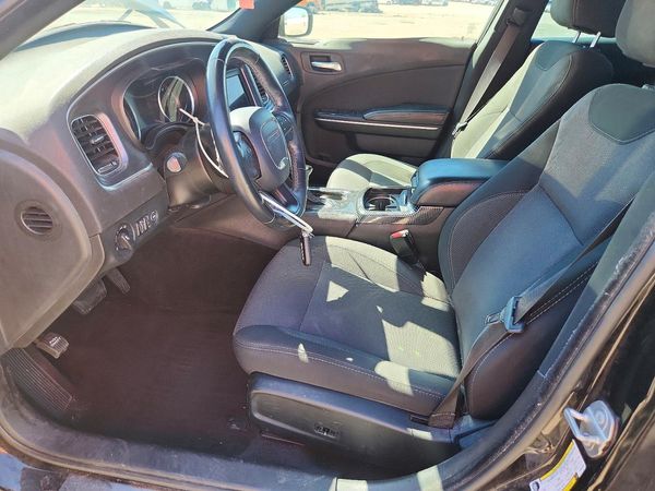 2018 DODGE CHARGER — DENT