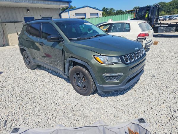 2018 JEEP COMPASS — Passenger 3/4