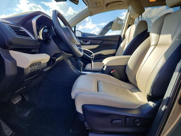 2023 SUBARU ASCENT — DENT
