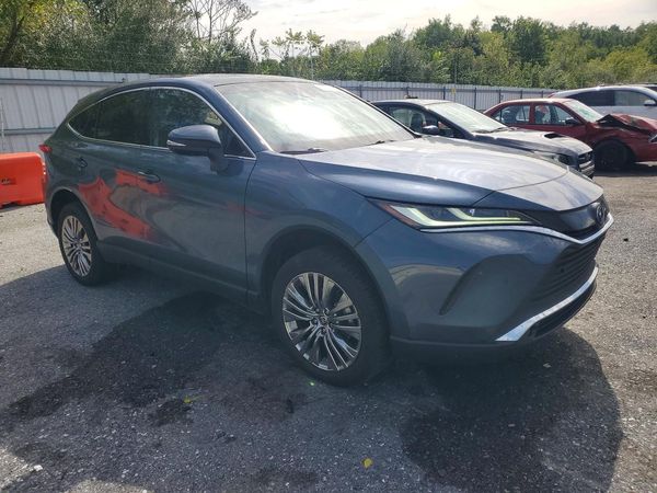 2022 TOYOTA VENZA — Passenger 3/4