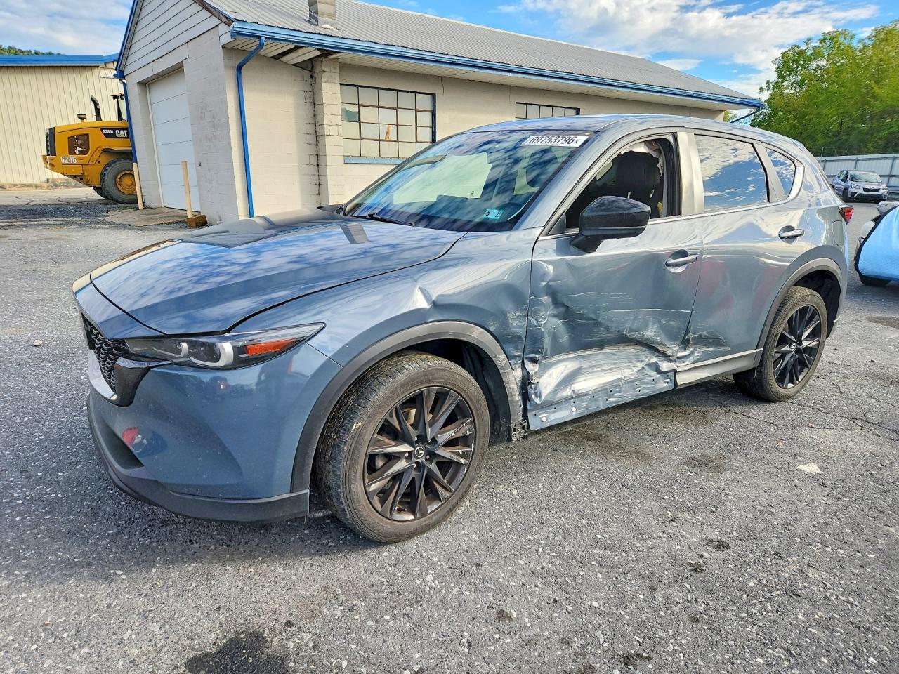2023 MAZDA CX-5 Preferred Package — Front 3/4