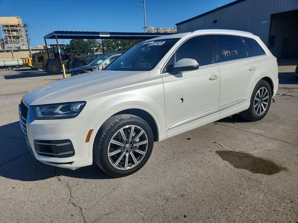 2017 AUDI Q7 — DSFA — Front 3/4