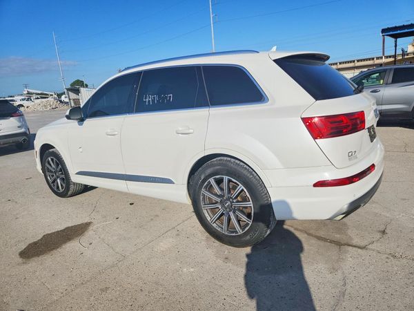 2017 AUDI Q7 quattro Premium Plus — DSRA